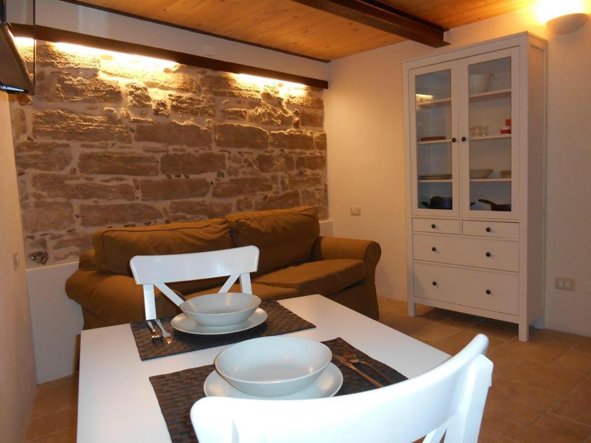 Suite Minerva 10 Steps From Piazza Civica Alghero Extérieur photo