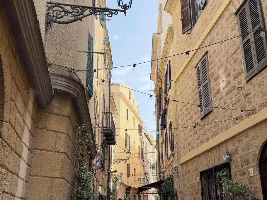 Suite Minerva 10 Steps From Piazza Civica Alghero Extérieur photo