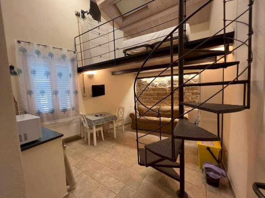 Suite Minerva 10 Steps From Piazza Civica Alghero Extérieur photo